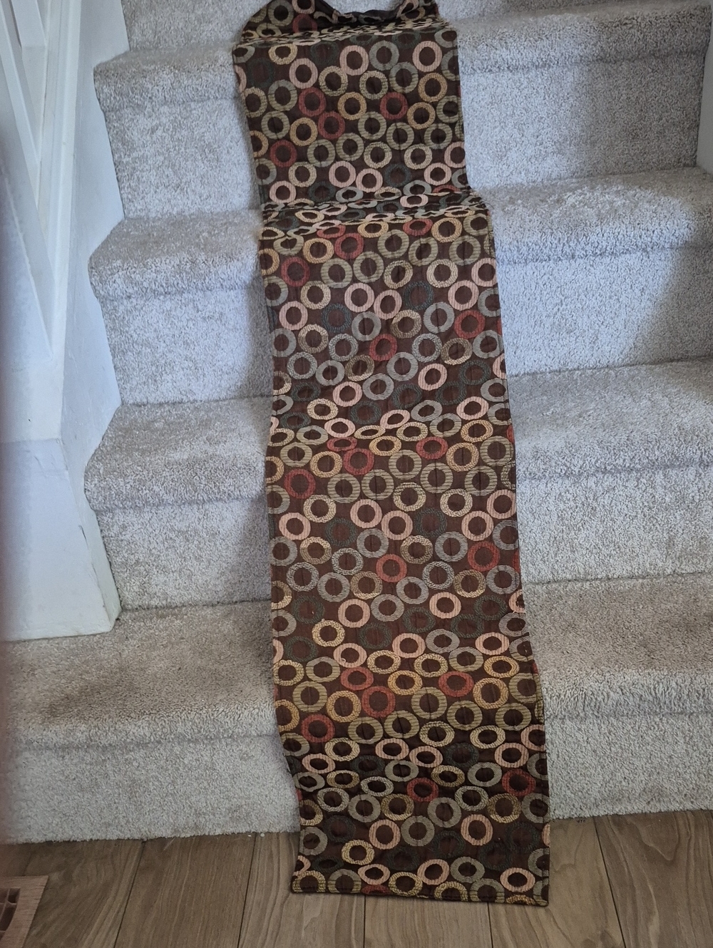 Long Geometruc Circles Table Runner 68x13